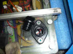 wpeB6.jpg (36416 bytes)